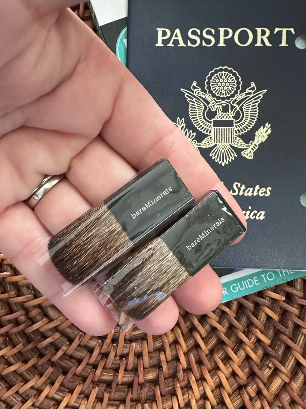bareMinerals 2 Compact Travel Face Brushes in Brown and Black
